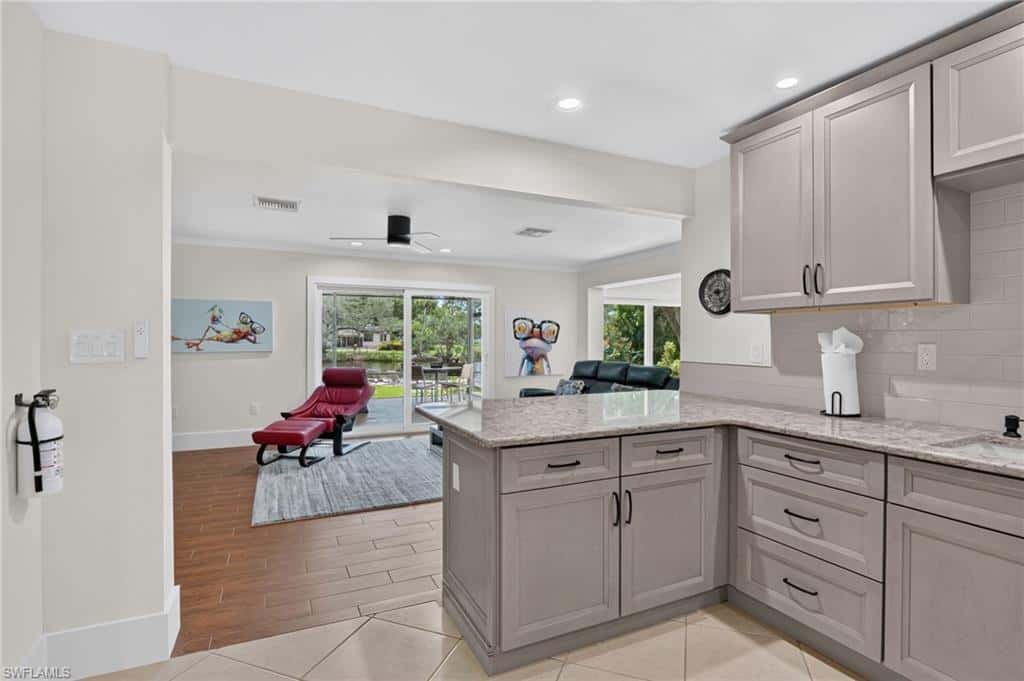 27278 Tennessee St, Bonita Springs, photo 17
