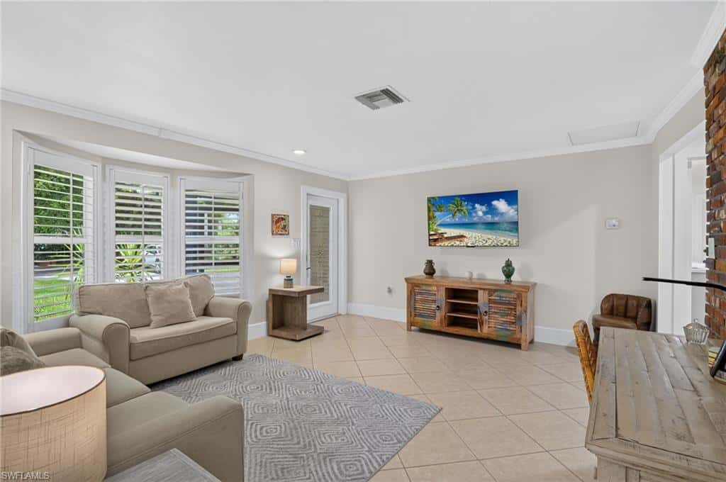 27278 Tennessee St, Bonita Springs, photo 5