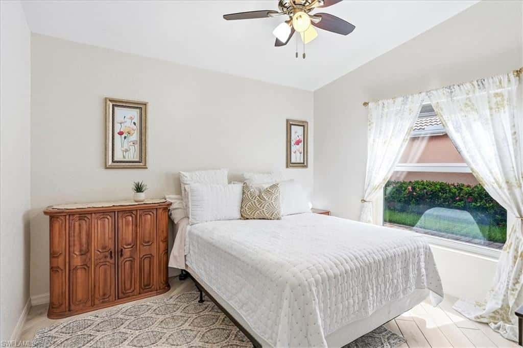 14915 Volterra Ct, Naples, photo 17