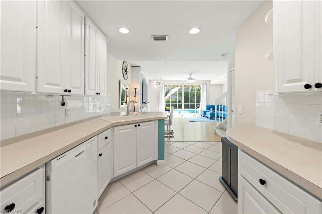 5513 Cove Cir #88, Naples, photo 9
