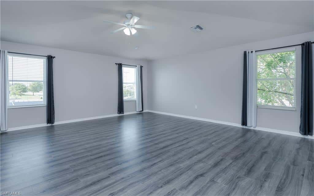 1916 12th Ter, Cape Coral, photo 17