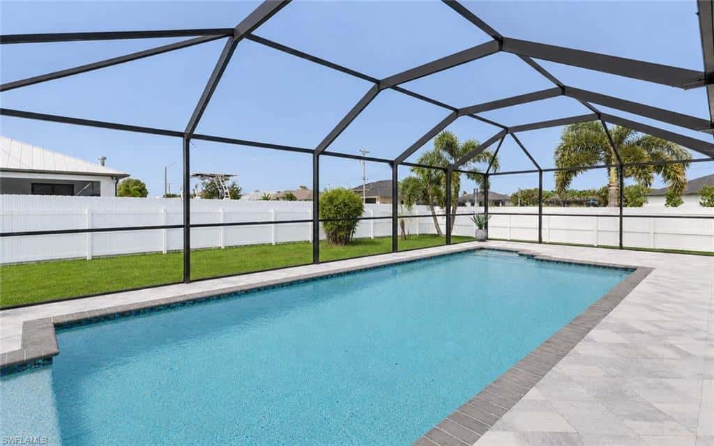 1916 12th Ter, Cape Coral, photo 28