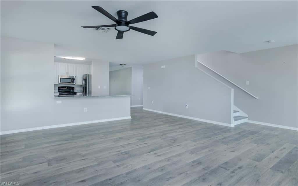 1916 12th Ter, Cape Coral, photo 11