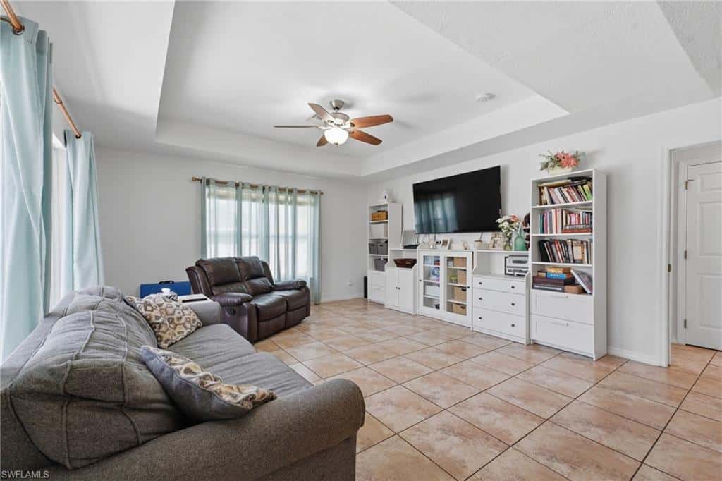 3418 Oasis Blvd, Cape Coral, photo 11