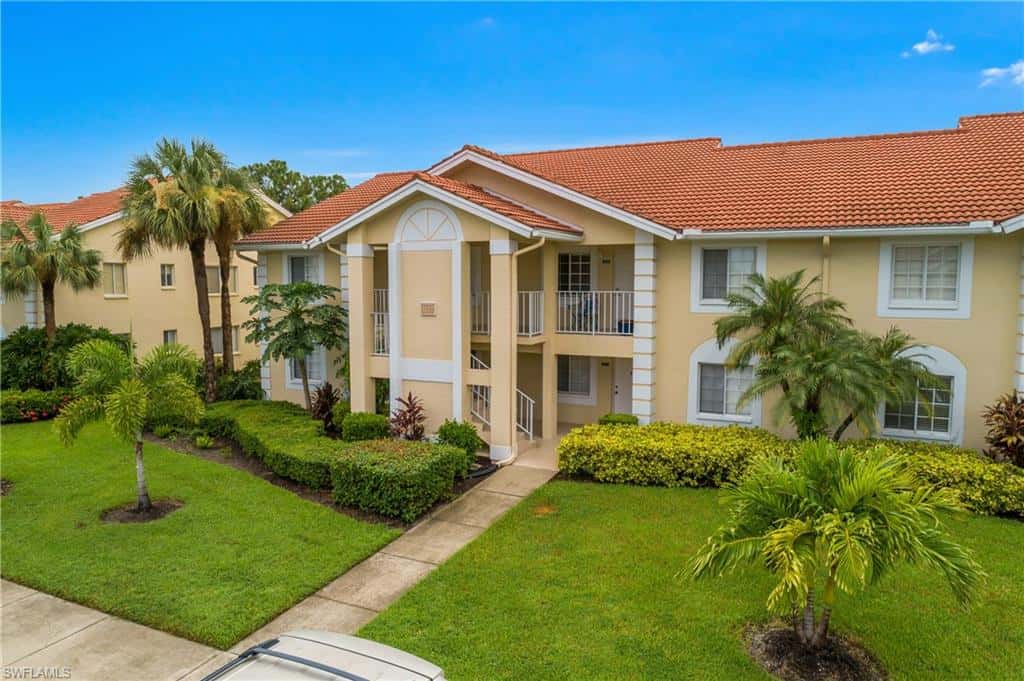 7725 Jewel Ln #201, Naples, photo 4