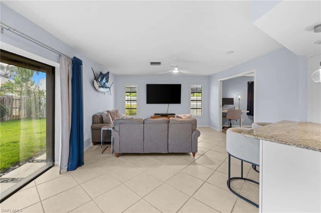 433 Golfview Dr, Naples, photo 43