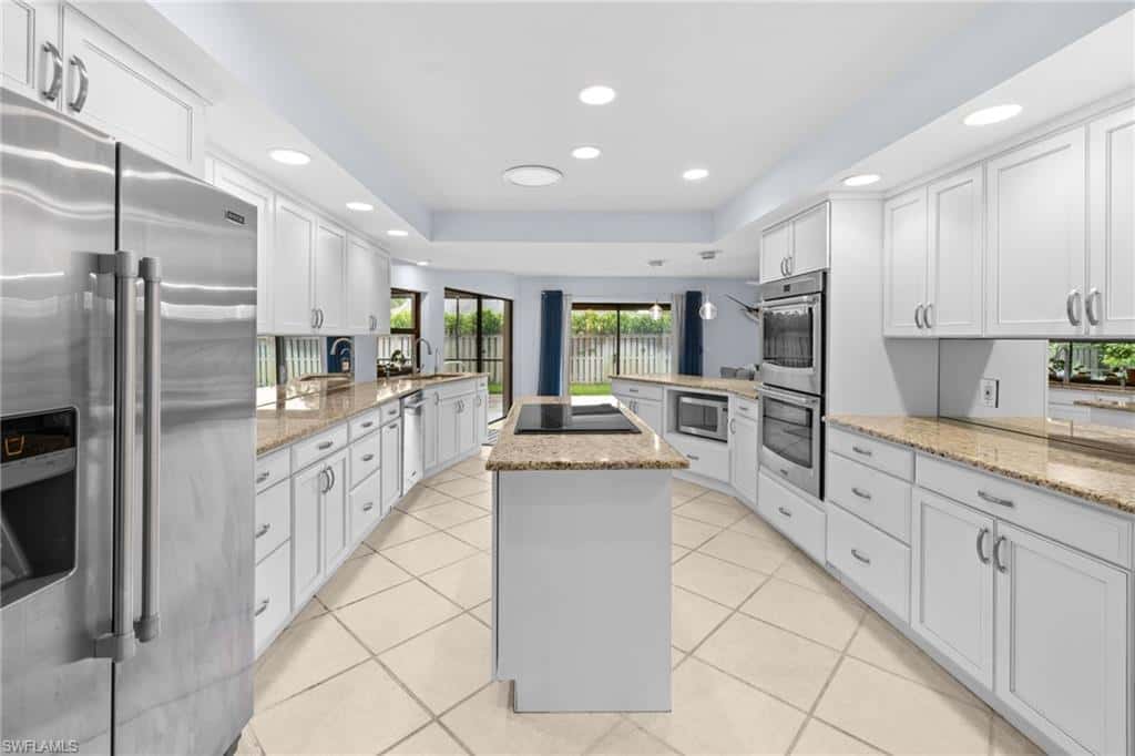 433 Golfview Dr, Naples, photo 36