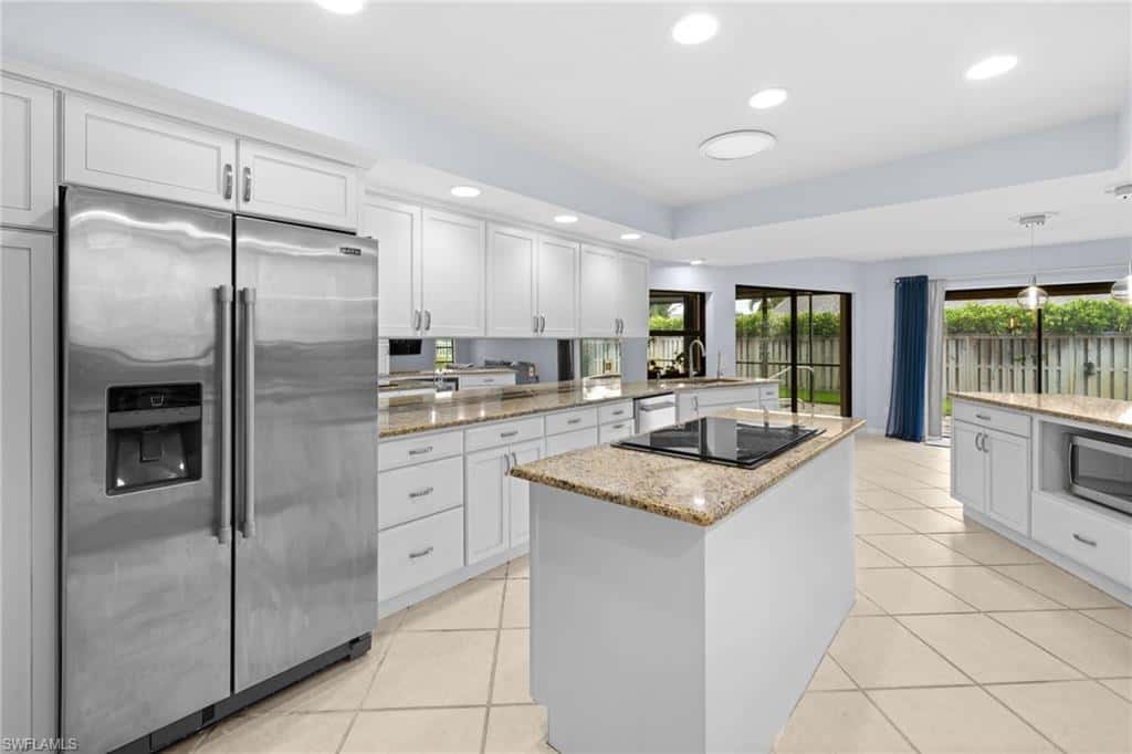 433 Golfview Dr, Naples, photo 37