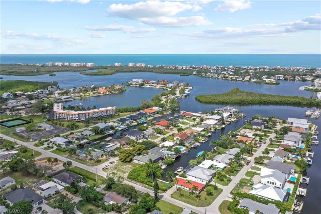 205 2nd St, Bonita Springs, photo 36