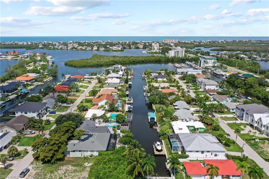 205 2nd St, Bonita Springs, photo 32