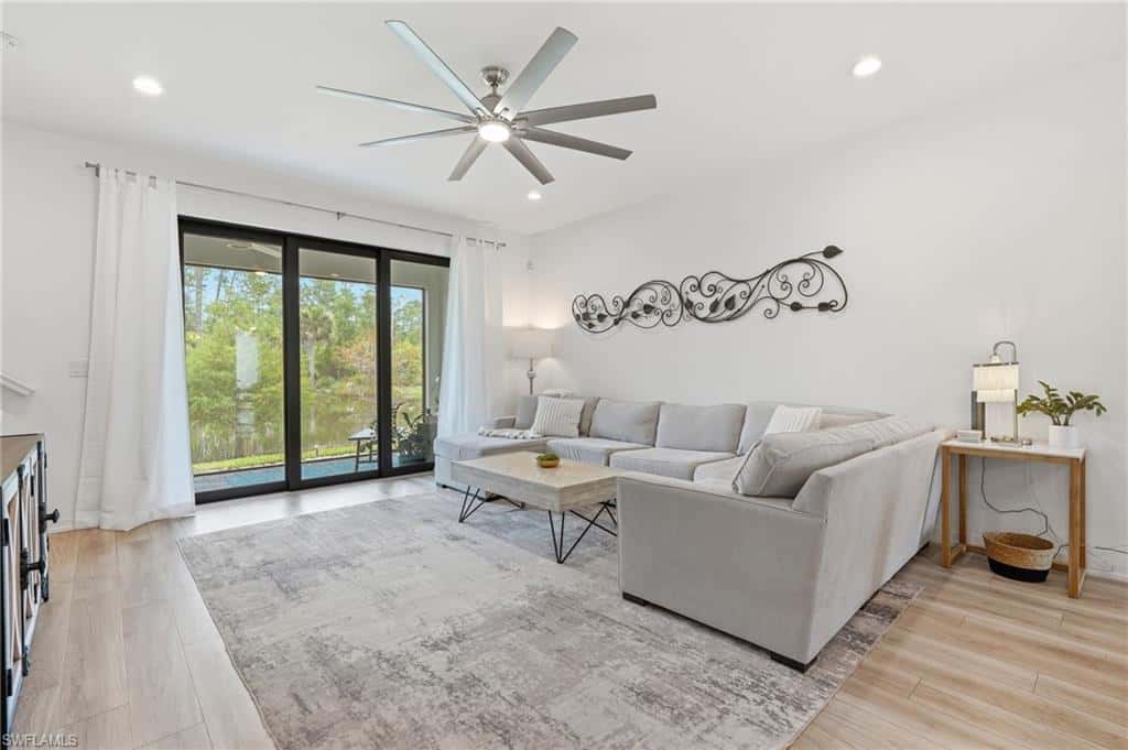 13081 Pembroke Dr, Naples, photo 5