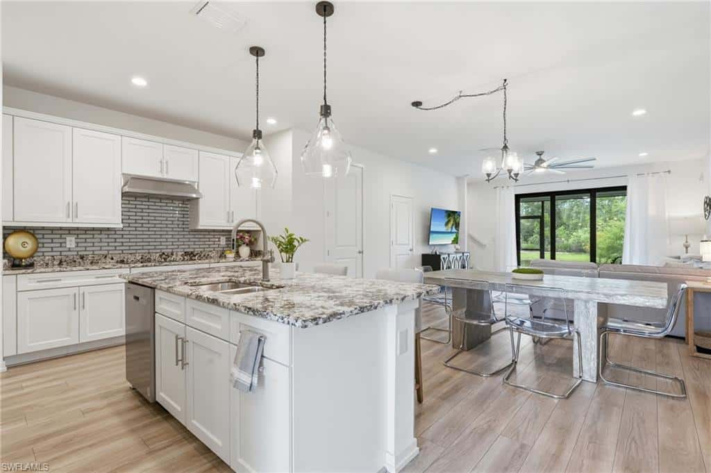 13081 Pembroke Dr, Naples, photo 8