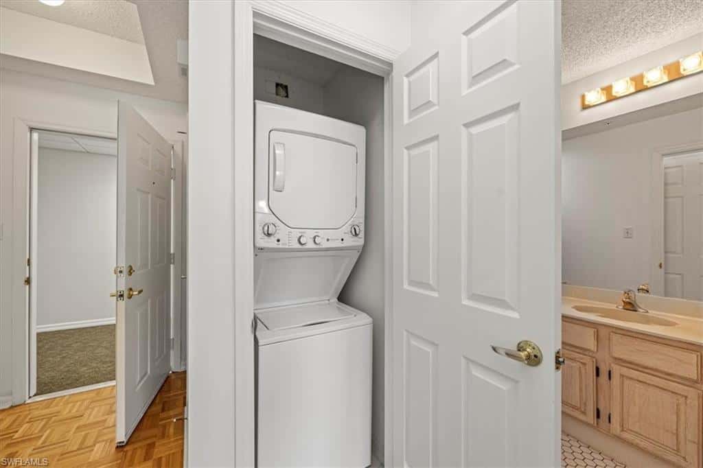 900 Arbor Lake Dr #9-307, Naples, photo 17