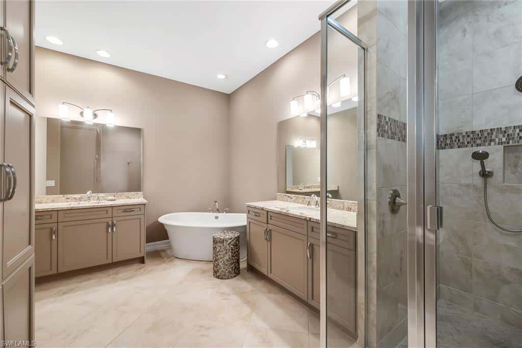 7825 Hawthorne Dr #2104, Naples, photo 20