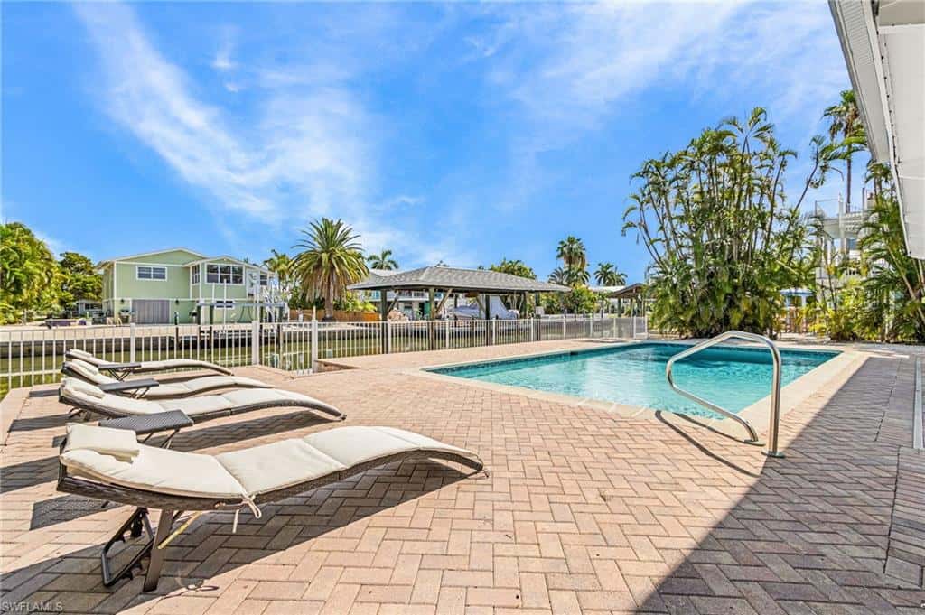 3 Pepita St, Fort Myers Beach, photo 10