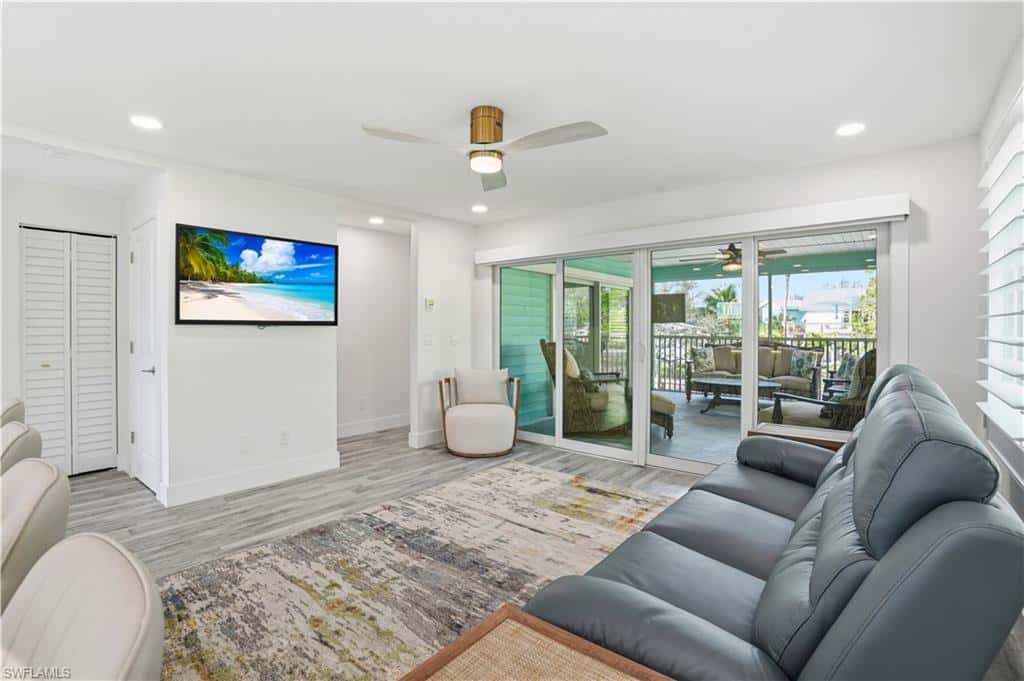 270 Dundee Rd, Fort Myers Beach, photo 9