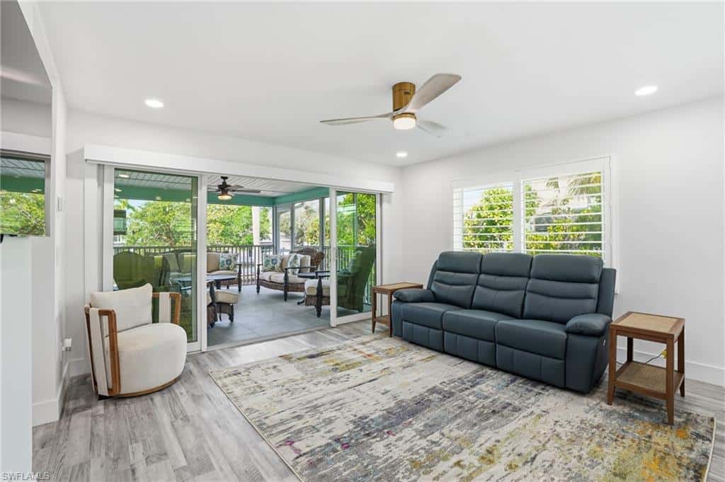 270 Dundee Rd, Fort Myers Beach, photo 10