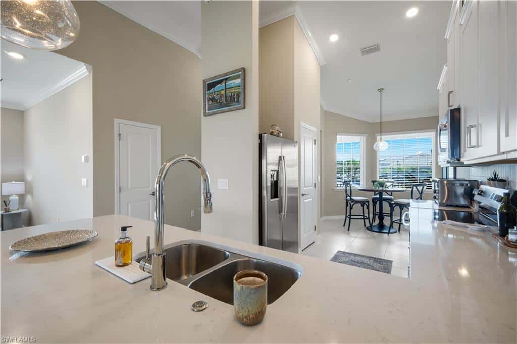 11811 Venetian Lagoon Dr #204, Fort Myers, photo 15
