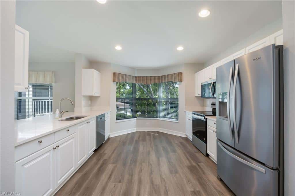 300 Diamond Cir #308, Naples, photo 6
