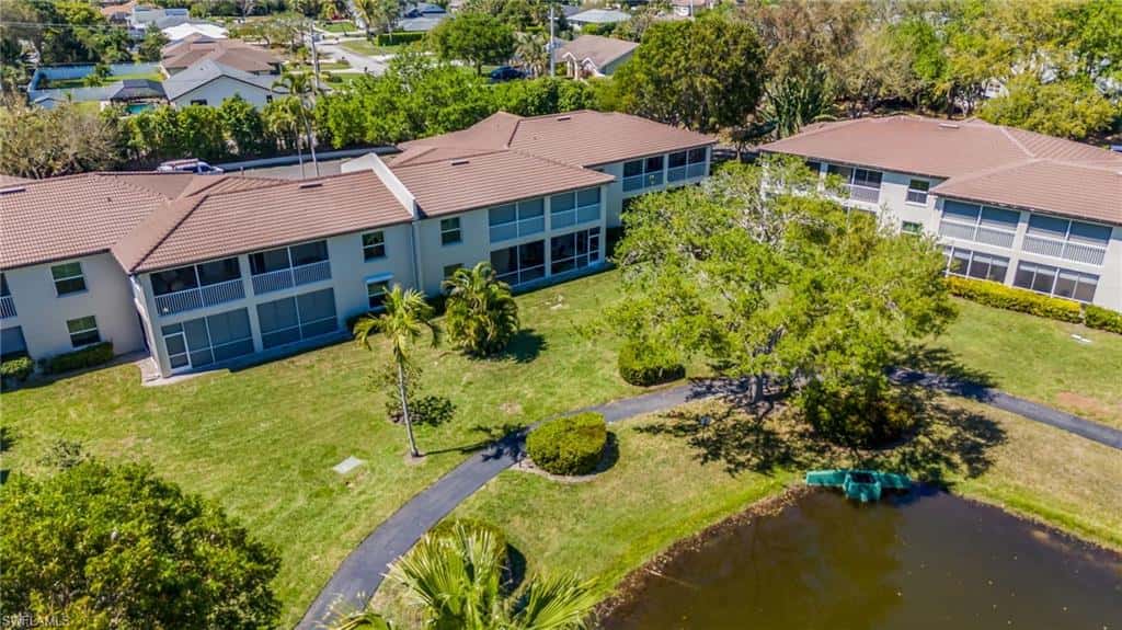 300 Diamond Cir #308, Naples, photo 24
