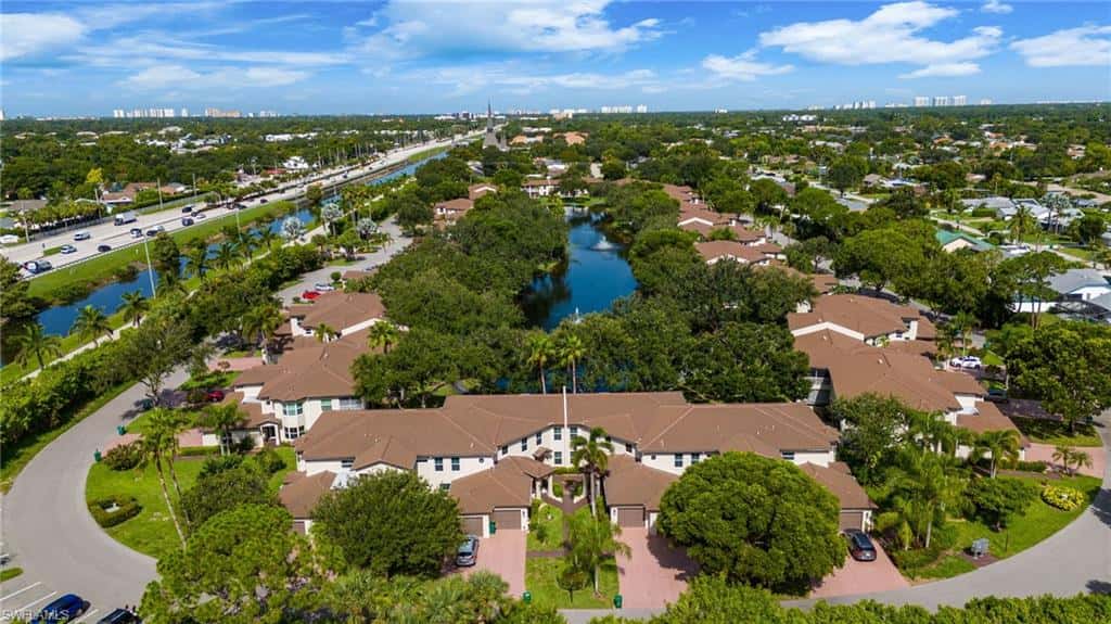 300 Diamond Cir #308, Naples, photo 30