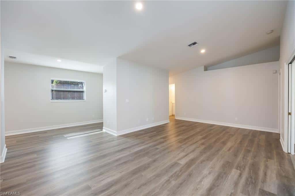 300 Diamond Cir #308, Naples, photo 11