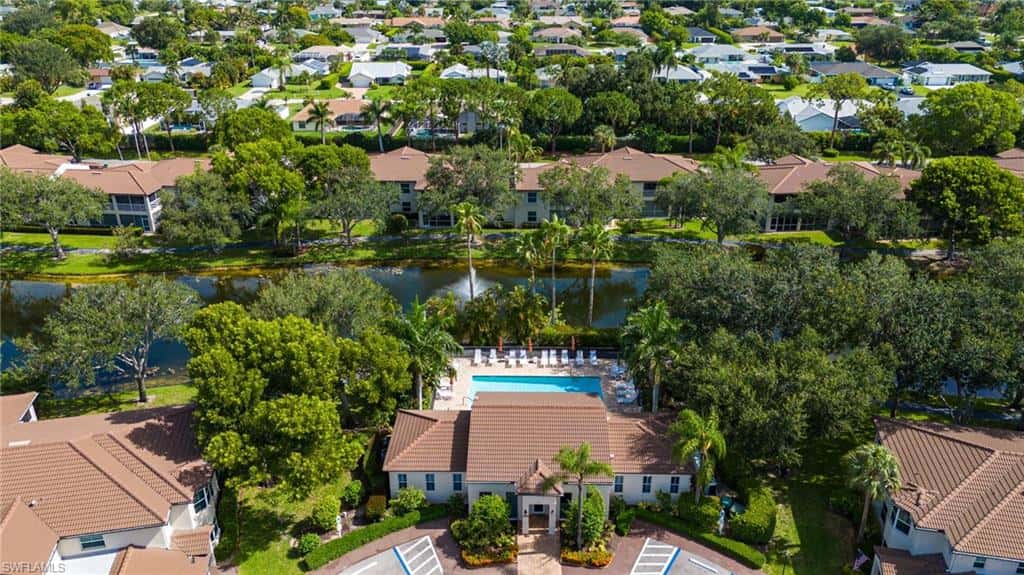 300 Diamond Cir #308, Naples, photo 31