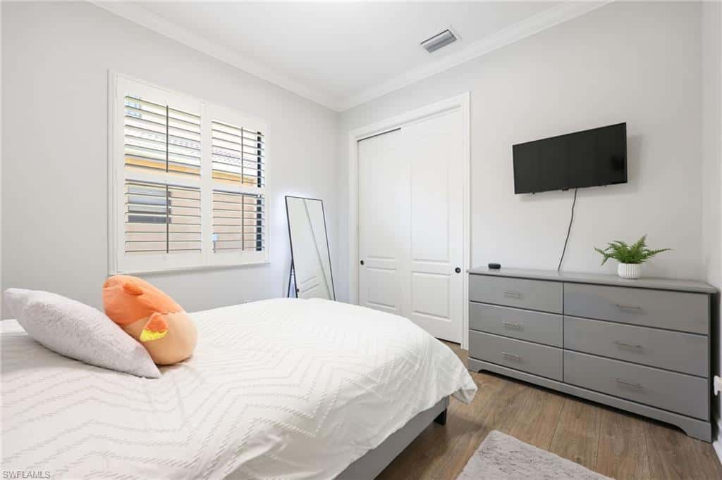 1419 Serrano Cir, Naples, photo 32