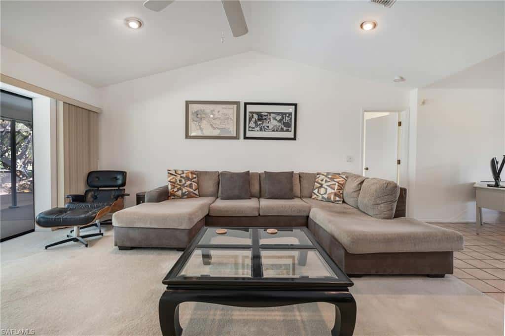 19112 Pine Run Ln, Fort Myers, photo 5