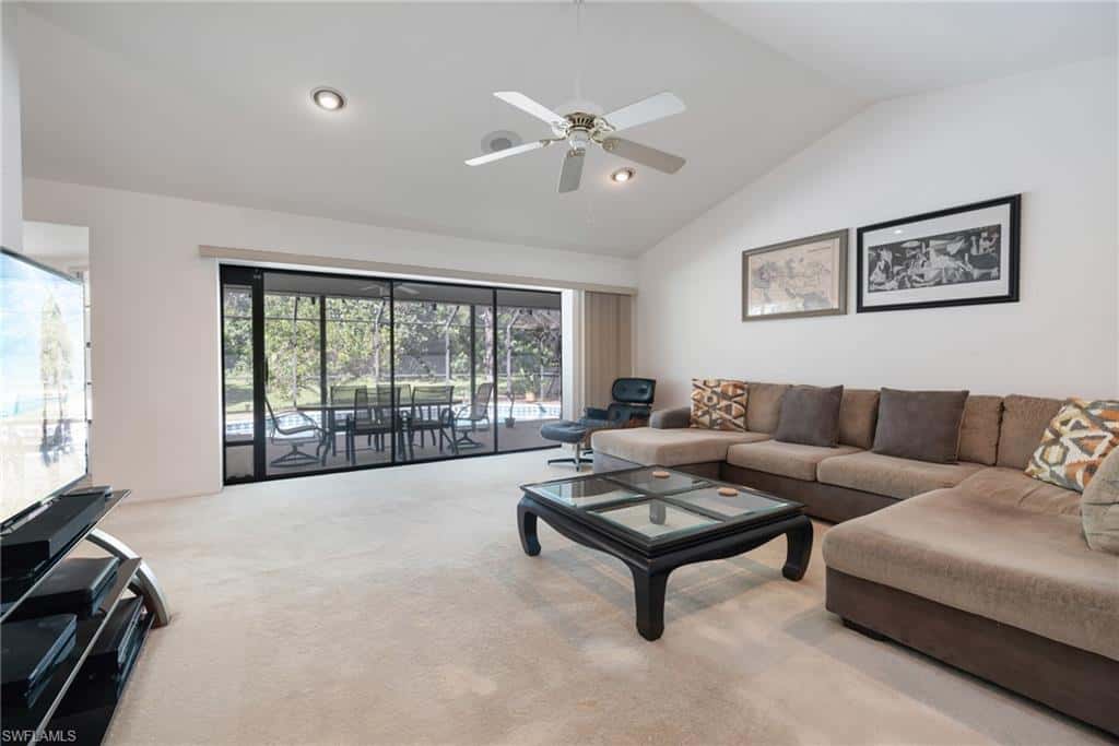 19112 Pine Run Ln, Fort Myers, photo 4