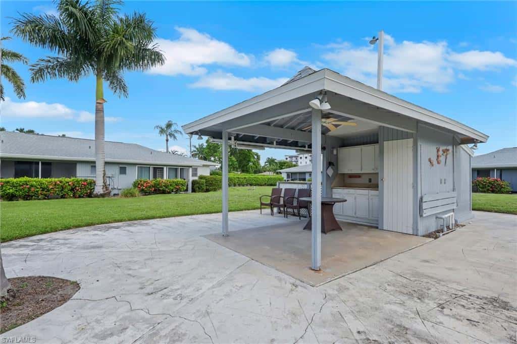 175 Crown Dr, Naples, photo 22