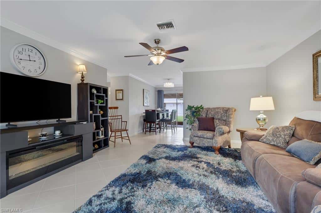 175 Crown Dr, Naples, photo 9