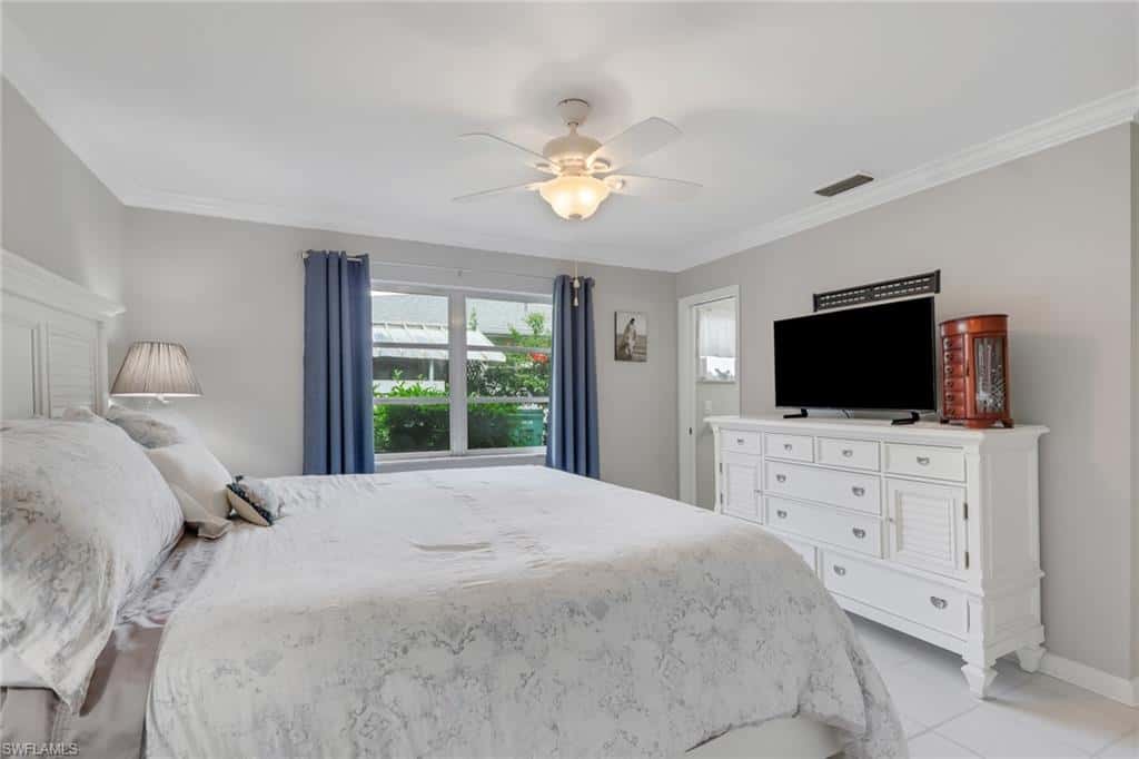 175 Crown Dr, Naples, photo 15