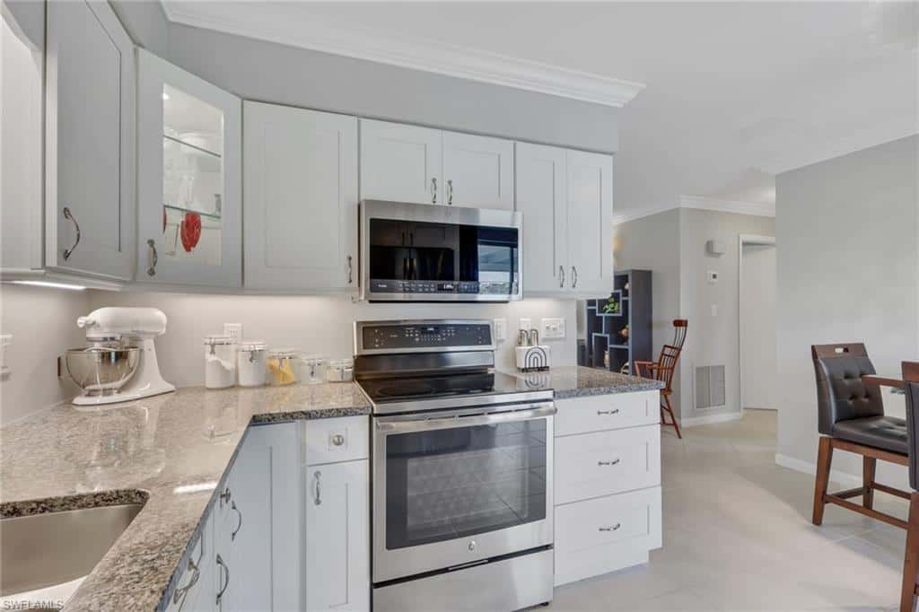 175 Crown Dr, Naples, photo 4
