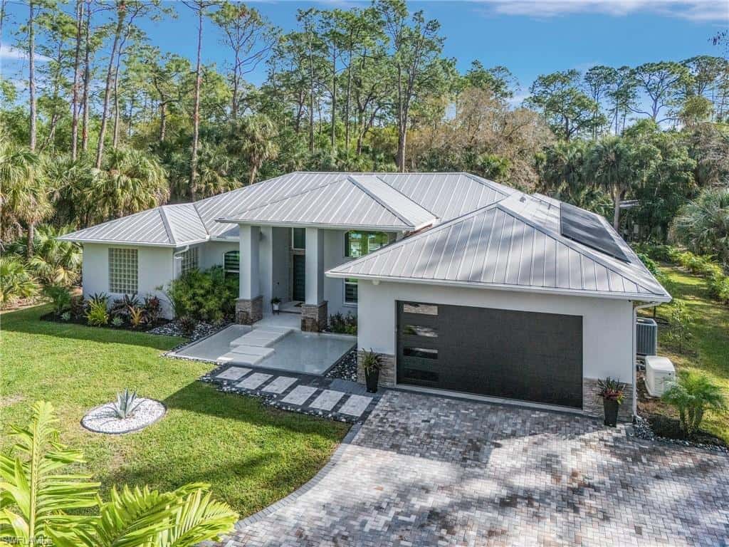 364 Logan Blvd, Naples, photo 42
