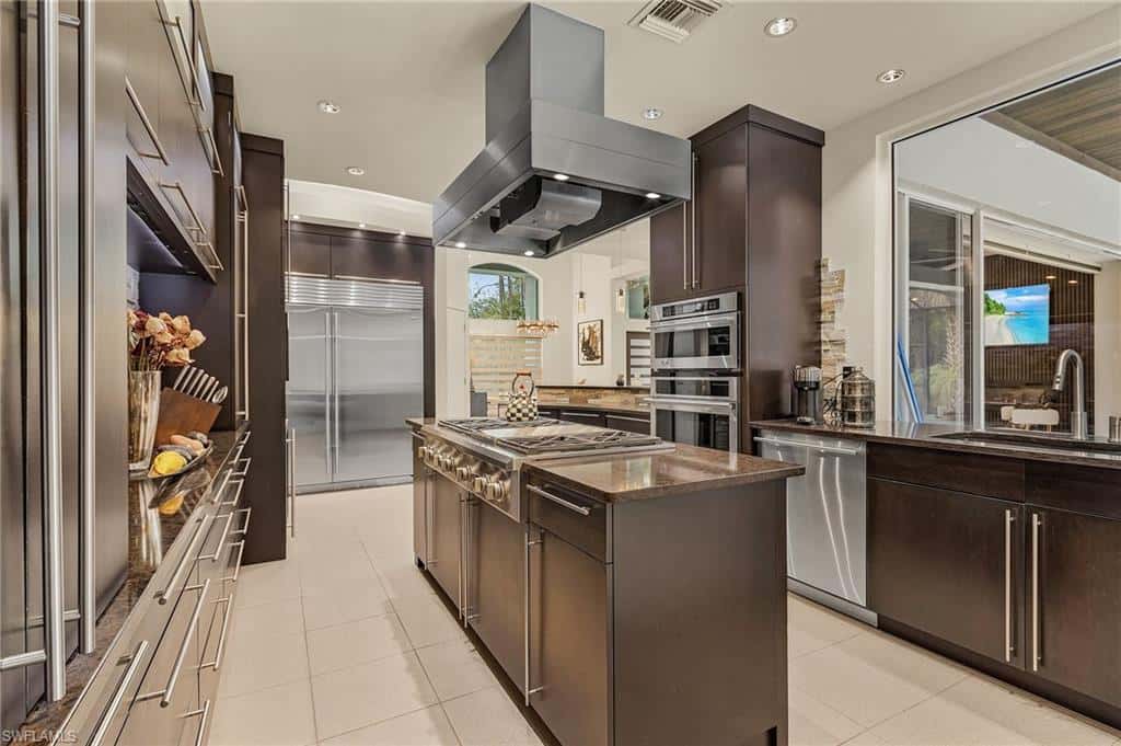364 Logan Blvd, Naples, photo 13