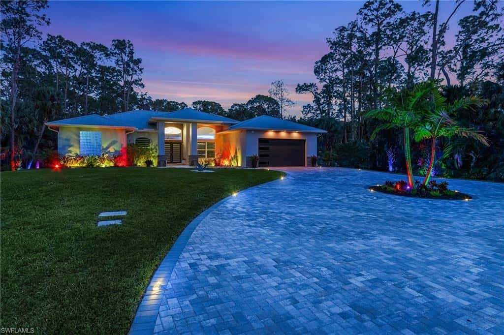 364 Logan Blvd, Naples, photo 33