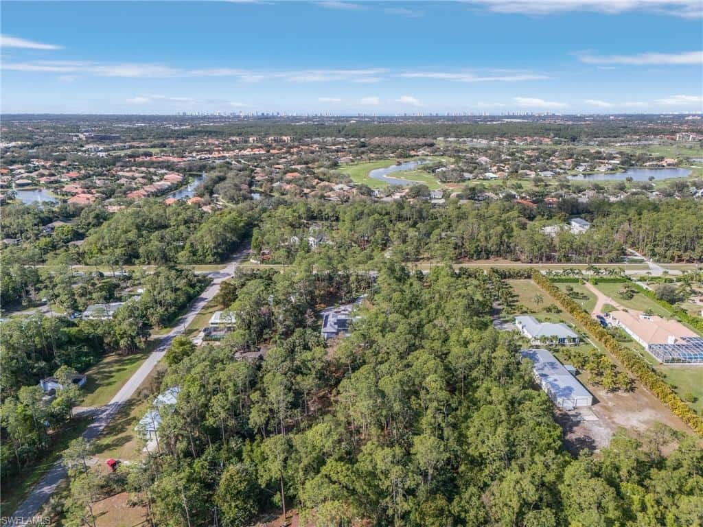 364 Logan Blvd, Naples, photo 44