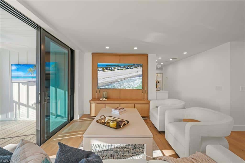 25 Beach Homes, Captiva, photo 14