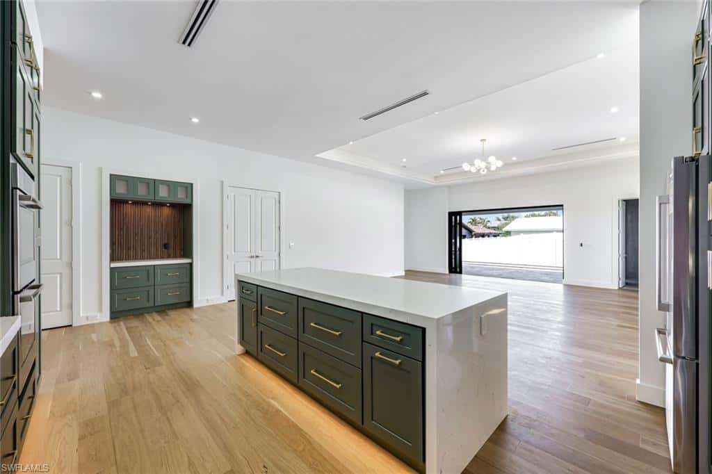 1369 Trail Terrace Dr, Naples, photo 6