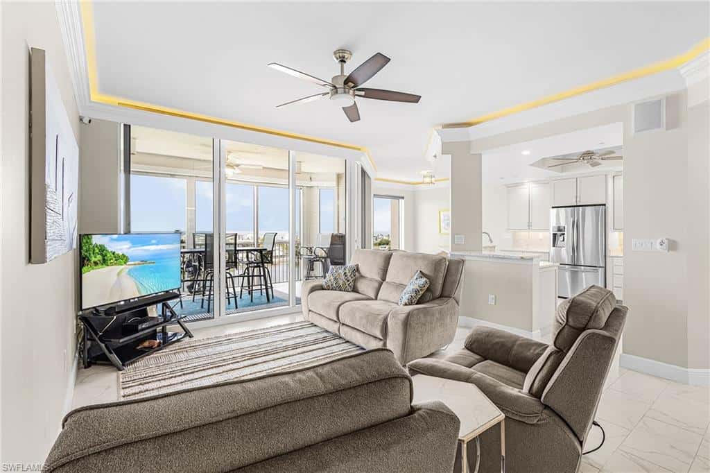 4192 Bay Beach Ln #875, Fort Myers Beach, photo 4