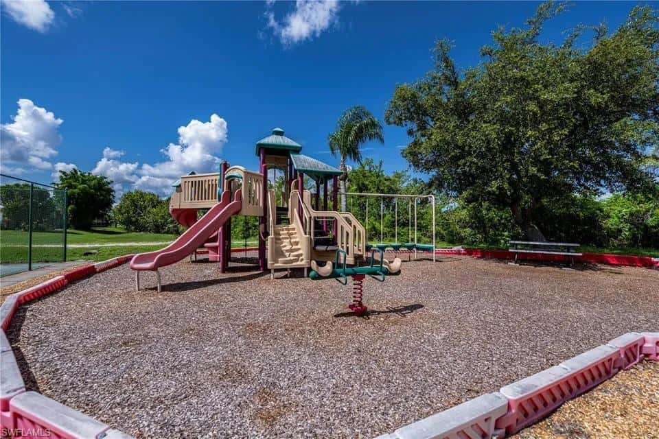 4001 Lea Marie Island Dr, Port Charlotte, photo 37