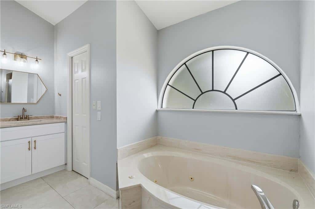 5350 Harborage Dr, Fort Myers, photo 20
