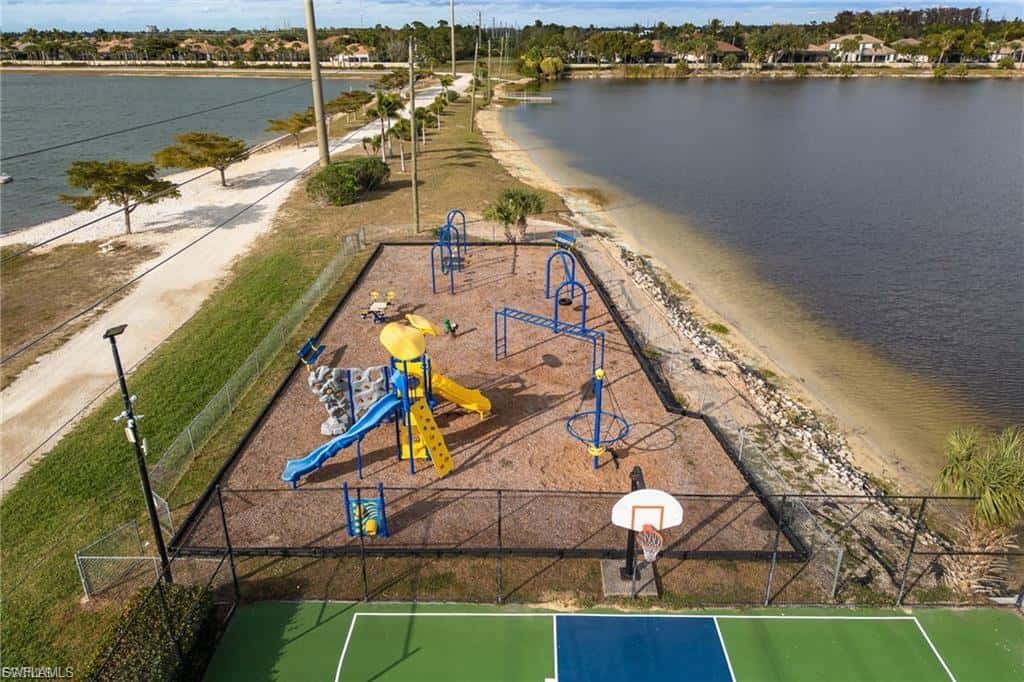 5350 Harborage Dr, Fort Myers, photo 48