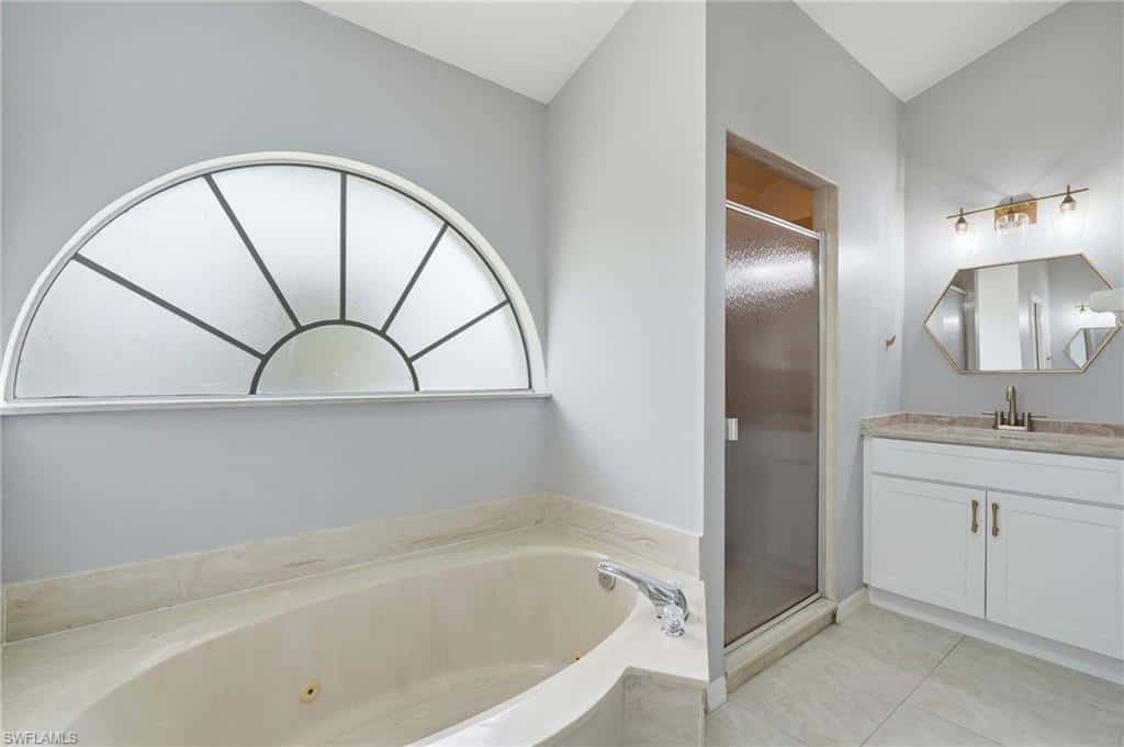 5350 Harborage Dr, Fort Myers, photo 21
