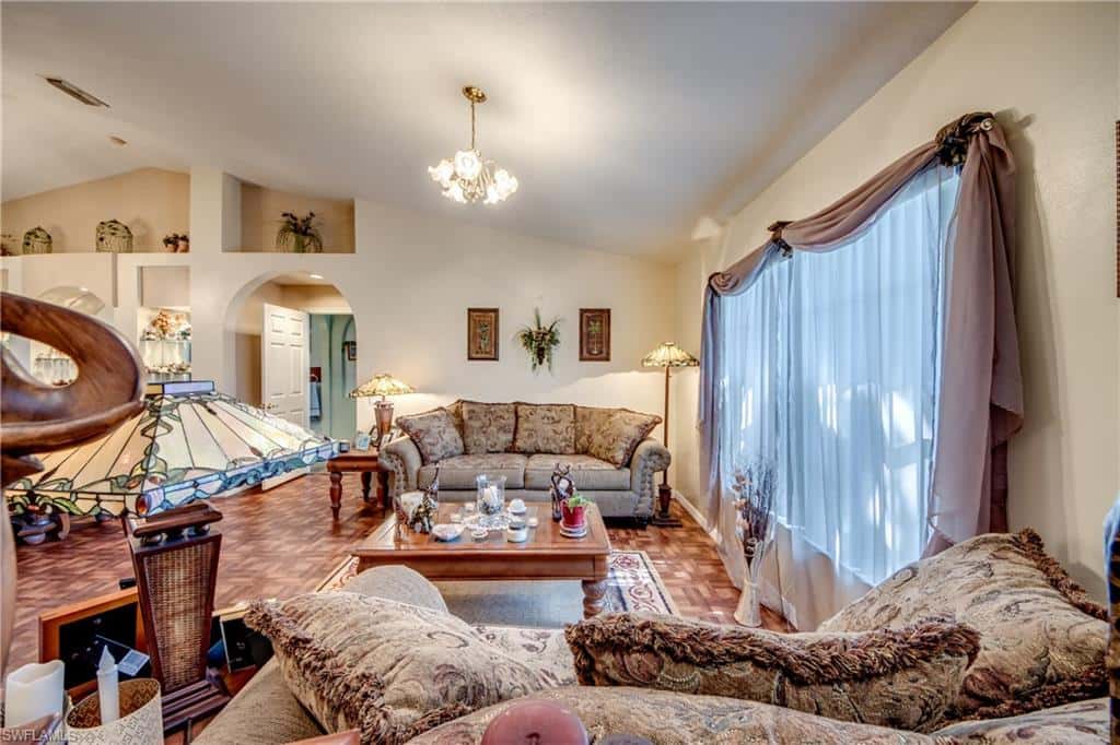 4600 5th Pl, Cape Coral, photo 9