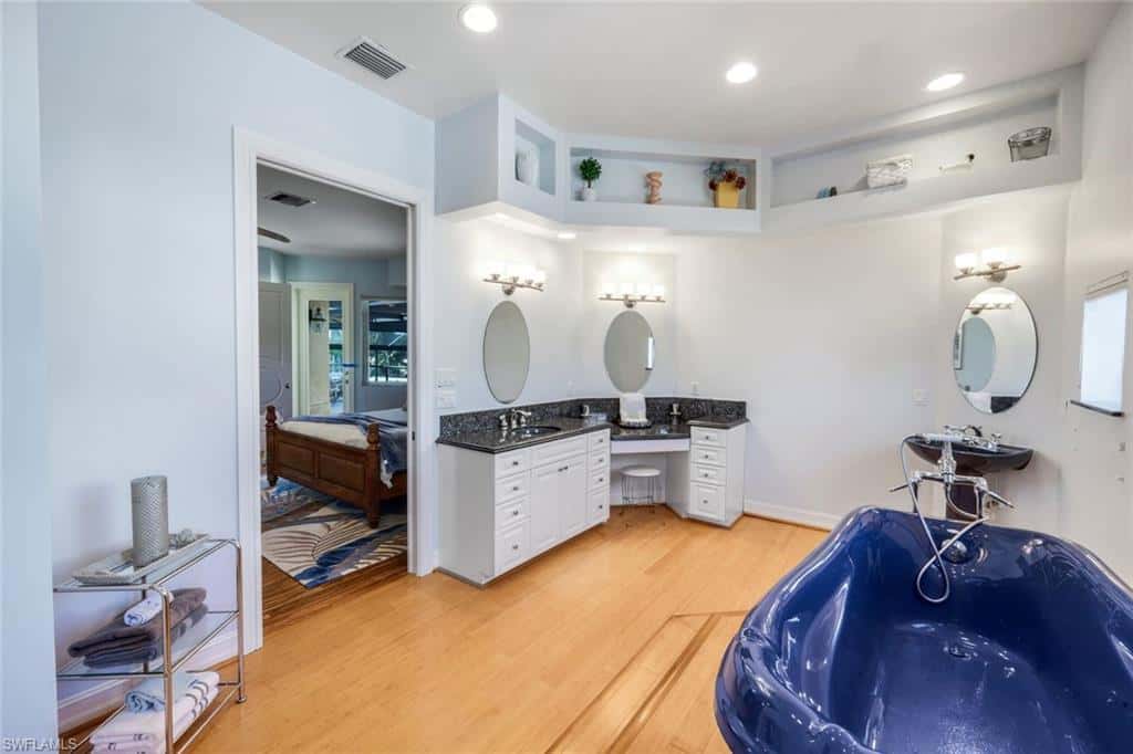 1658 Mcilvaine Ct, Marco Island, photo 34