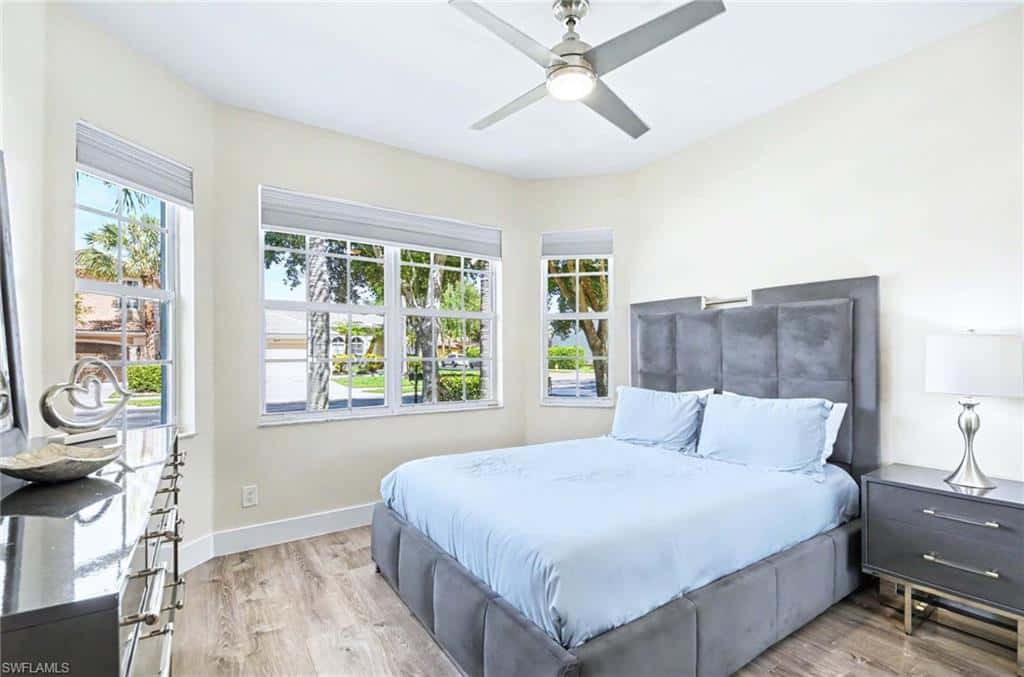 8324 Laurel Lakes Blvd, Naples, photo 12