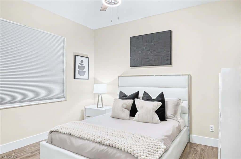 8324 Laurel Lakes Blvd, Naples, photo 14
