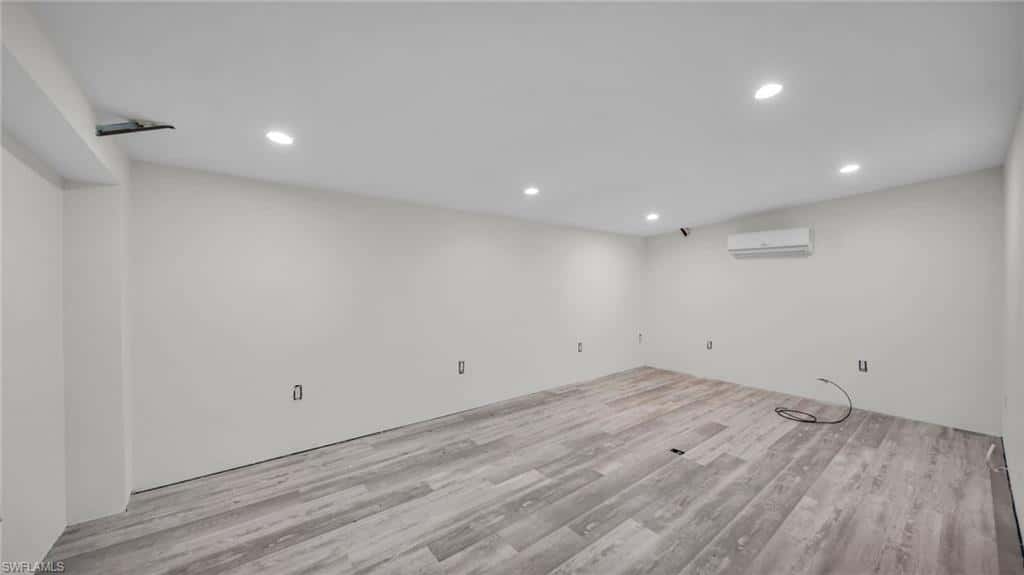 1672 Many Rd, North Fort Myers, photo 23